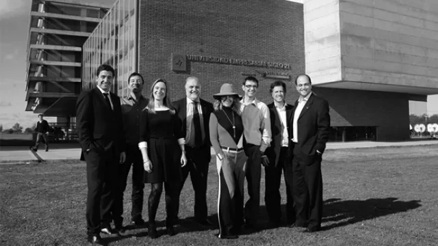 El equipo de Universidad Siglo 21