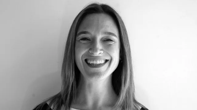 María Belén Mendé, rectora.