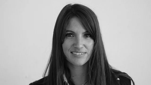 Agostina Mongiano, responsable de Capacitaciones a Distancia (Posgrado y Educación Continua).