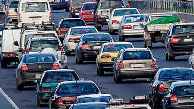 Un negocio que marcha sobre ruedas: 3 de cada 10 hogares tiene auto propio