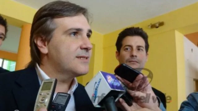 ¿Qué opina Llaryora de la crisis en el sector autopartista?