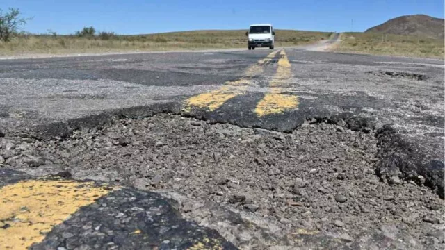 La Pampa busca cobrar un peaje a los camiones que abastecen a Vaca Muerta