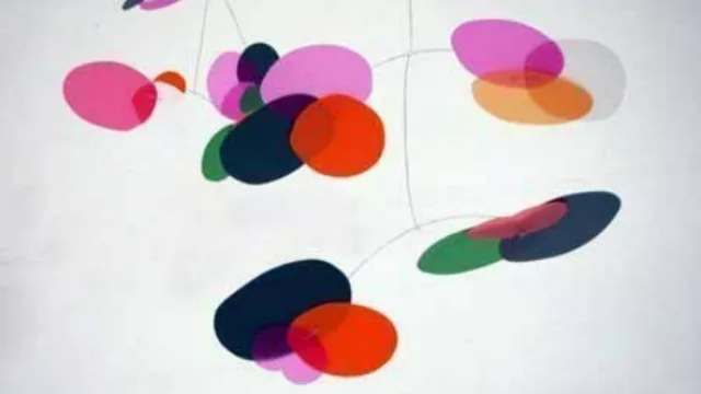 Algo más abstracto y sutil a la hora de instalar móviles.