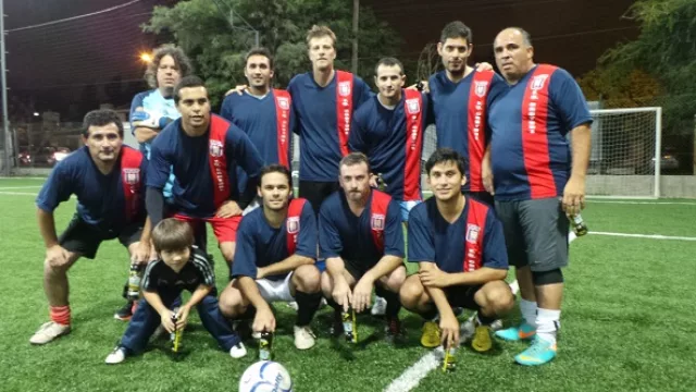 El equipo masculino de Cablevisión.