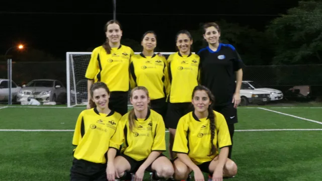 El equipo femenino de Consultores de Empresas.