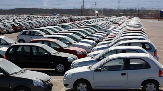 Efecto “Turismo” hizo caer 4% ventas de autos (en el cuatrimestre crecieron 3%)