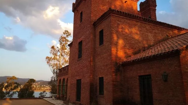 Cree que el Garlot es invendible y opina