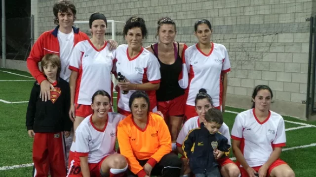 Las chicas de Quenti se quedaron con la victoria.