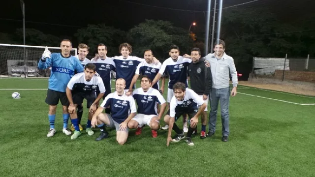 El equipo masculino de Nobis.