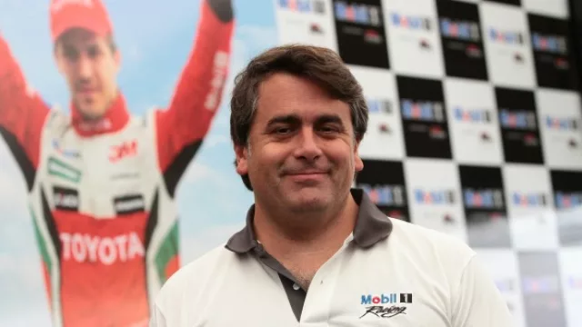 Axion sepulta a Esso (brand kill e inversión de al menos US$ 15 M en 10 nuevas bocas en COR)