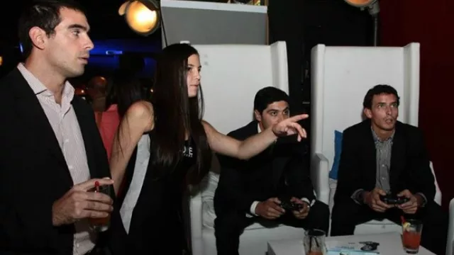 La disputa también llegó a la Play y la llevó Inverco y Love.