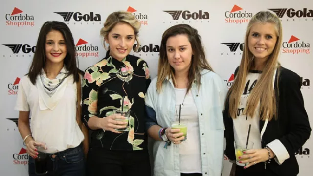  Pia Ferreyra Yanzi; Agustina Graff; Camila Pigliacampo, de Vía valentino blog de moda y Victoria Casaretto.