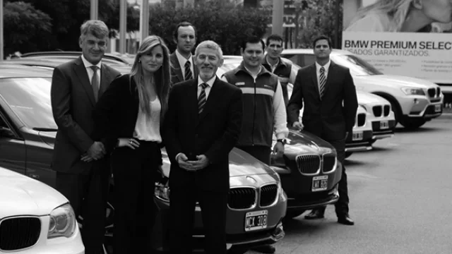 El equipo de Auto Munich (Concesionario oficial BMW)