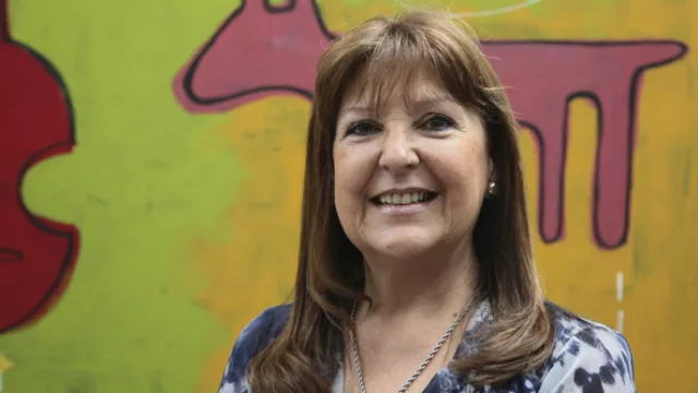 Amanda Vidal de Gurdulich, RR.HH.