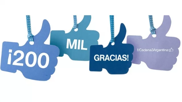 Al cierre de esta edición, Cadena 3 tenía 211.834 "Me gusta" en Facebook.