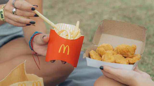 McDonald's retoca sus clásicos: cambia la forma de preparar Big Mac, Cuarto de Libra y McNífica (y lanza descuentos de hasta el 70%)