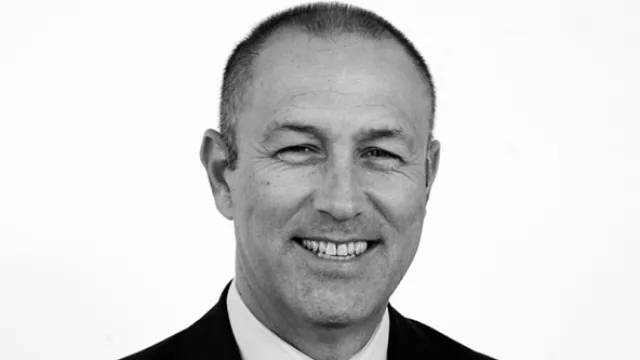 Fernando Esteban Ruíz, gerente general.