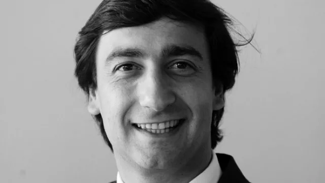 Martín Gilberto Matrone, gerente de Ventas (Tradicional).