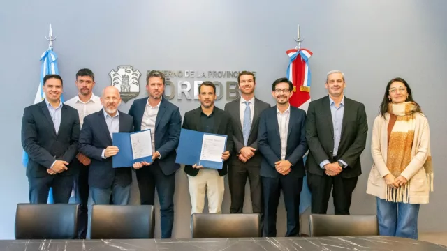 Salesforce y el Gobierno de Córdoba firmaron un acuerdo para impulsar IA en la provincia (es la segunda provincia argentina en sumarse a esta agenda)