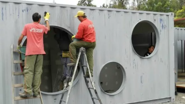 Todos los containers fueron restaurados para quitarles el óxido e imperfecciones de la estructura básica.