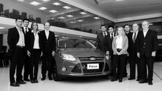 El equipo de Maipú Ford (concesionario oficial Ford).
