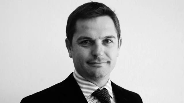 Cristian Ravenna, director comercial.