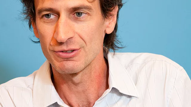 El nombre 'Vistage' combina Vista con Advantage, la ventaja que te da tener una vista más amplia de tu empresa.