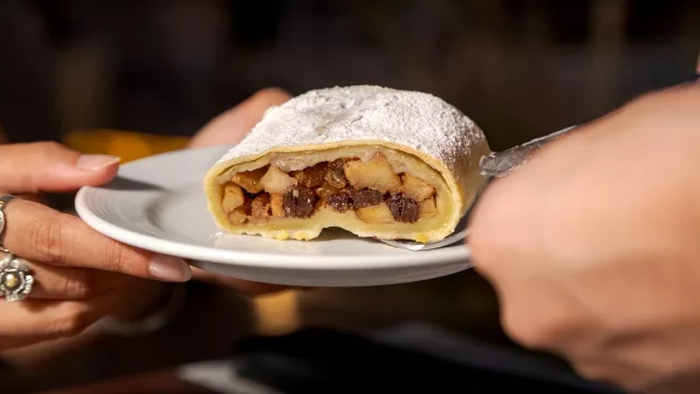 Villa General Belgrano te espera (este domingo) con un strudel de 100 metros de largo