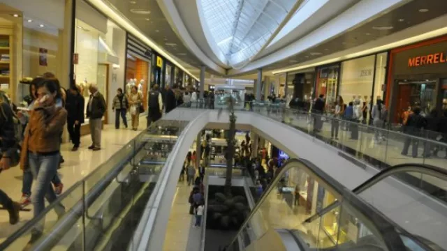 La recesión llega al comercio de Córdoba: ventas suben 24,9% (menos que la inflación)