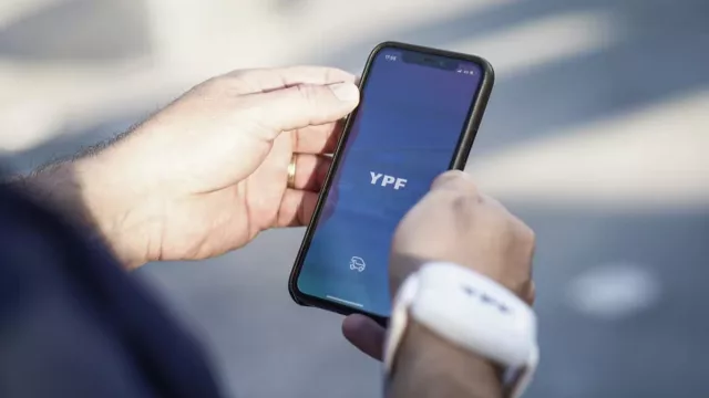 Por $ 7.990 ya podés ser socio de YPF desde su app (activan la función para comprar acciones con tecnología Santander)