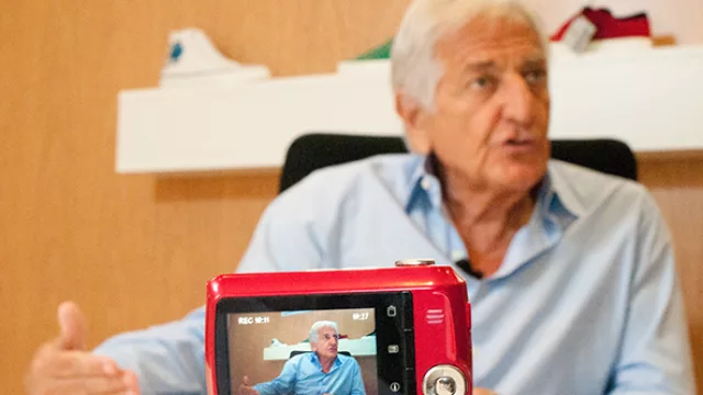 A partir de 2002, gracias a Cavallo, aprendimos a trabajar con stock cero y financiación cero.