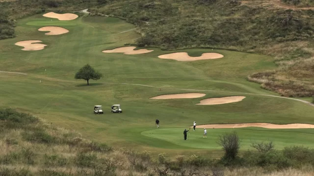 Golf & Sierras: Estancia La Paz prepara un torneo para disfrutar de las sierras y el deporte
