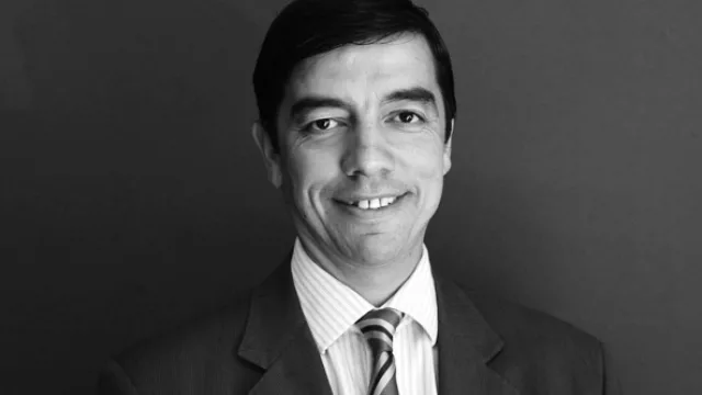 Sergio Gustavo Moya, director comercial.