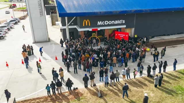 McDonald’s aterriza en Junín con un nuevo local (y 80 puestos de trabajo directos)
