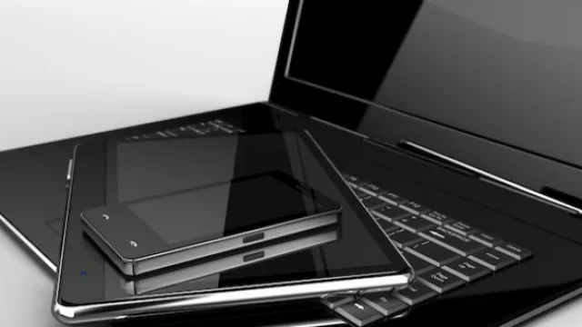 El tiempo pasa, nos vamos poniendo tecno: el smartphone desplazó a la notebook y la PC