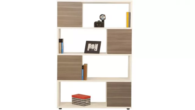 La biblioteca Step respeta las figuras geométricas de la década y, además de estética, es funcional: se puede usar como divisor de ambientes. (Corfam)