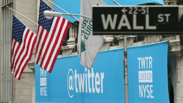 El pajarito vuela bajo