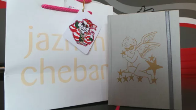 Miren qué bonita la libretita de Jazmín Chebar.