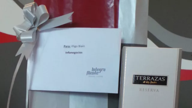 El vinito que nos acercó Íntegramente.