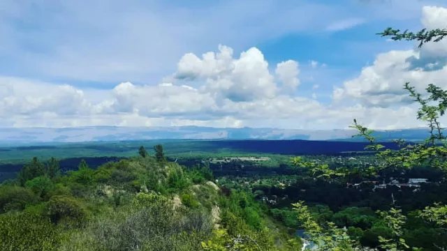 Senderismo: un producto turístico para todo el año (sierras, arroyos, bosques y senderos parte de nuestra identidad)