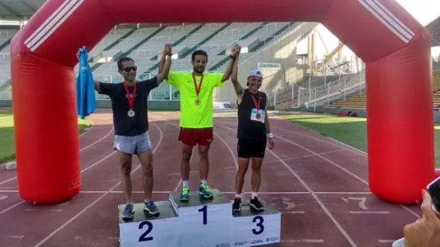 El podio de los 10K masculinos