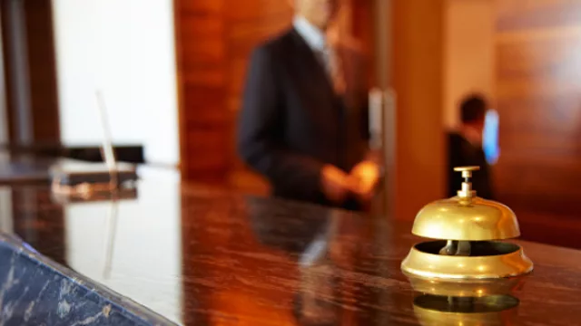 Daños colaterales del 3/4D: decenas de eventos suspendidos y hoteles vacíos