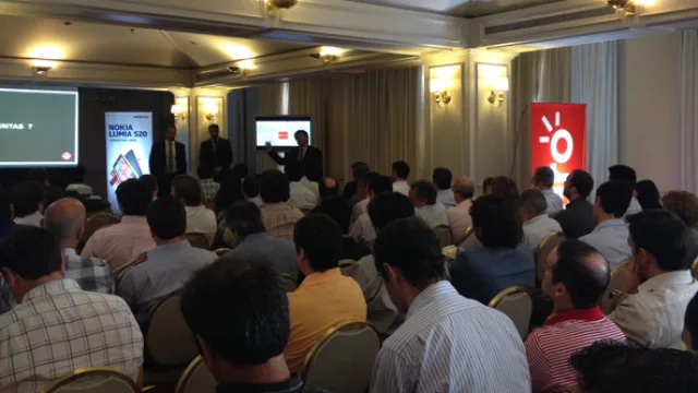 La Nube de Claro, entre los servicios gratis de Google y los paquetes caros de Telecom