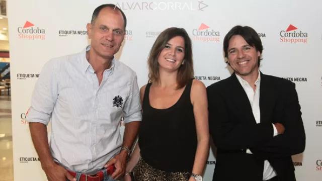 Juan Carlos Lagger, director de Mannequins; Cecilia Bertarelli, de Córdoba Shopping y Gastón Roberts.