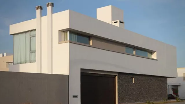 Geométrica y con líneas limpias y rectas.  (Fotografía by Álvaro Corral) 