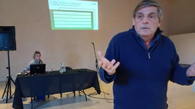 Los Reartes: Seggiaro (economista) analizó que está pasando en la economía argentina y como impacta en la región
