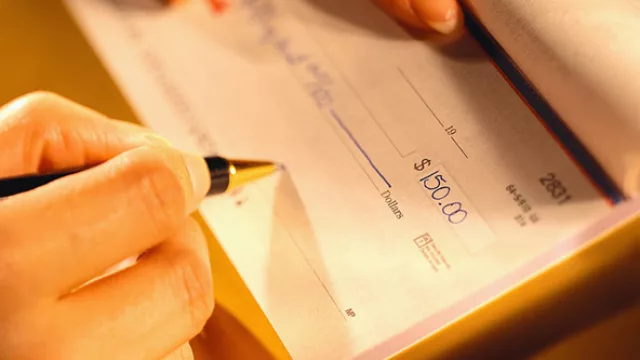 Las SGR ya mueven $ 500 millones en Córdoba (la mitad en cheques de pago diferido)