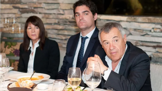 Claudio Drescher (Jazmin Chebar), uno de los animadores del debate fundamentó su posición “pro-industrialista”.