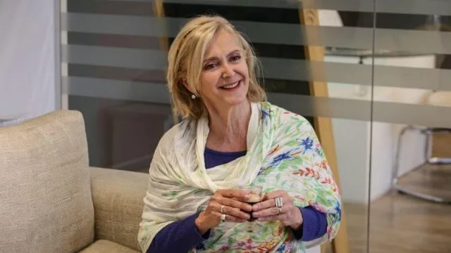 “El cambio se produce de adentro hacia afuera, se provoca a través de la actividad física, del movimiento y del  oxígeno, así que es absolutamente natural”.