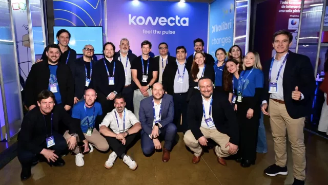 El "efecto IA" en la experiencia del cliente (Konecta gana el premio a la Empresa del Año 2026)